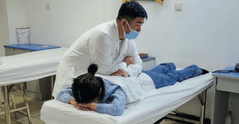 经络疏通到底多少钱一次？我的亲身体验与真实账单对比